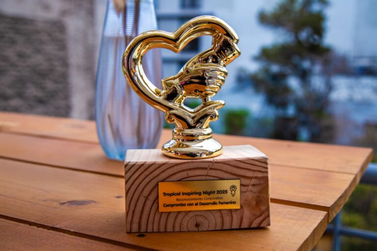 Bunzl Latam reconhecida pela Inspiring Girls  Chile